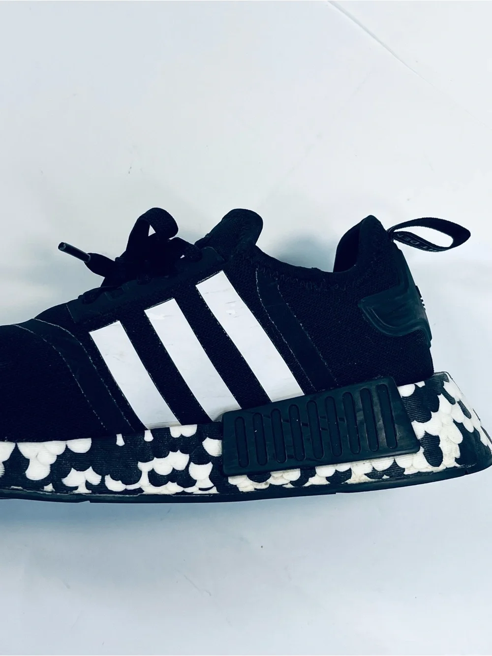 Adidas Youth NMD R 1 Running Shoes #GW9594 Black White Speckled Boys:6 Sneakers